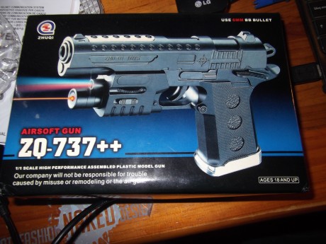 Hola he adquirido una nueva pistola de balines de plastico cambiandola en un rastrillo, es una ZQ737++ 01