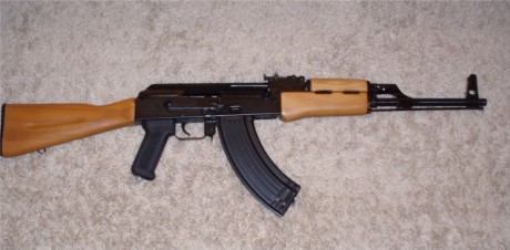 Me encantan los rifles de palanca. No sé si son potentes, ni si son precisos y lo que si sé es que no 171