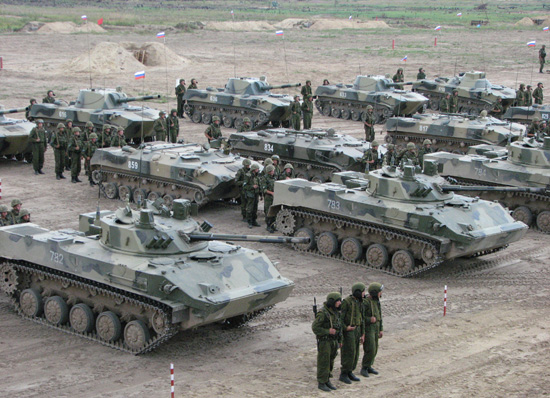 El rumor empieza a gestars: se espera que Rusia empiece a producir el BMD-4 para sus tropas.

13 toneladas 10