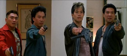 Compañeros,

En vista de las ganas de algunos (Elcafe, Wilcow, Vrakk, etc) por adivinar armas de películas 80