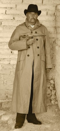 Hace unos días encontré por casualidad en una web extranjera un arma a la venta que hacía muchos años 100