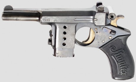 Hace unos días encontré por casualidad en una web extranjera un arma a la venta que hacía muchos años 170