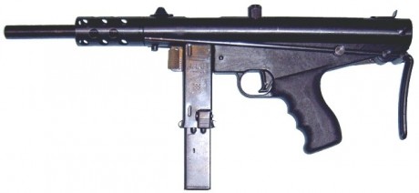 Hace unos días encontré por casualidad en una web extranjera un arma a la venta que hacía muchos años 12