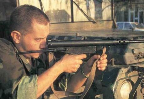 Hace unos días encontré por casualidad en una web extranjera un arma a la venta que hacía muchos años 20