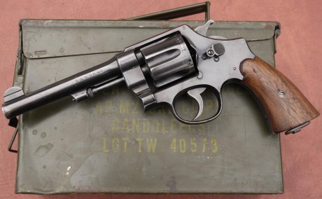 Hace unos días encontré por casualidad en una web extranjera un arma a la venta que hacía muchos años 61
