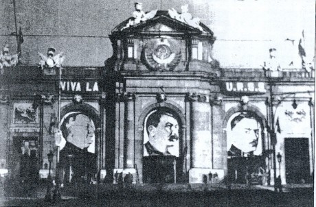  Buen corto !! pero hay una gran pega!! esos uniformes ni siquiera son españoles y esas escopetas de caza 150