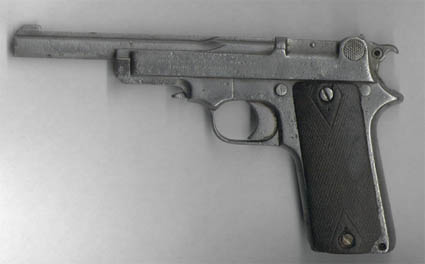 Hace unos días encontré por casualidad en una web extranjera un arma a la venta que hacía muchos años 00