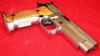 Hola, me estoy planteando cogerme una Sig Sauer 226 que utilizaré para tiro de precisión. Mi pregunta 80
