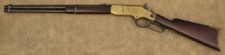 Hace unos días encontré por casualidad en una web extranjera un arma a la venta que hacía muchos años 51