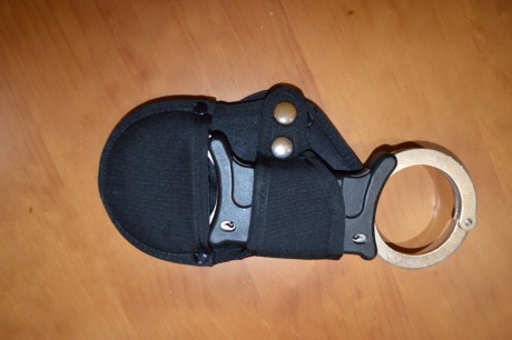- FUNDA DE CORDURA PORTAGRILLES UNIVERSAL    7 EUROS + 5 DE GASTOS DE ENVIO  . 

- FUNDA DE CORDURA POSTAGRILLETES 12