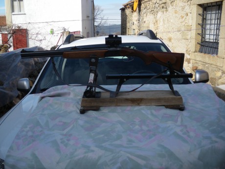 Hola compañeros estoy buscando una foto donde sale un banco de tiro casero para centrar el rifle, estaba 12
