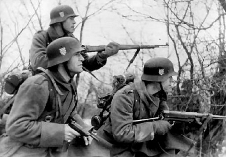 Hace unos días encontré por casualidad en una web extranjera un arma a la venta que hacía muchos años 120