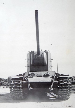 Para todos lo que creen que el Tiger II fue una gran proeza alemana, les invito a debatir este vehiculo. 100