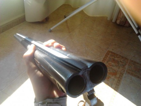 La escopeta de cañones yuxtapuestos, en nuestro lenguaje popular paralela o plana es la escopeta de caza 31