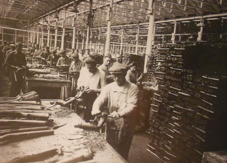 Hace unos días encontré por casualidad en una web extranjera un arma a la venta que hacía muchos años 161
