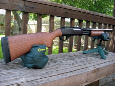 Hola

He comprado una Remington 870 wingmaster en buen estado, con pequeñas señales de uso en sus maderas, 02