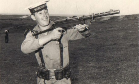 Hace unos días encontré por casualidad en una web extranjera un arma a la venta que hacía muchos años 80