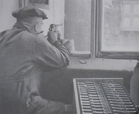 Hace unos días encontré por casualidad en una web extranjera un arma a la venta que hacía muchos años 40