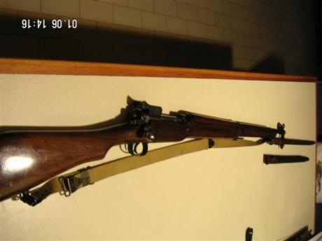 VENDO FUSIL DE GUERRA

Fusil Rémington U.S. Modelo 1917 ( P-17 ) Enfield , cal. 30-06 

ORIGINAL USA Y 00