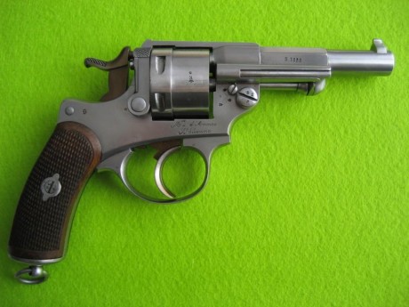 Hace unos días encontré por casualidad en una web extranjera un arma a la venta que hacía muchos años 141