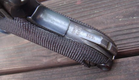 Hace unos días encontré por casualidad en una web extranjera un arma a la venta que hacía muchos años 122