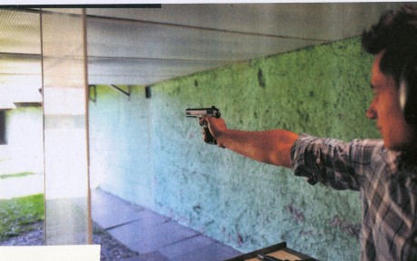 Hace unos días encontré por casualidad en una web extranjera un arma a la venta que hacía muchos años 90