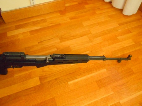 VENDIDO rifle SKS(Simonovf),en calibre 7,62x39.Esta con culata sintentica y además la original de madera.
Buen 00