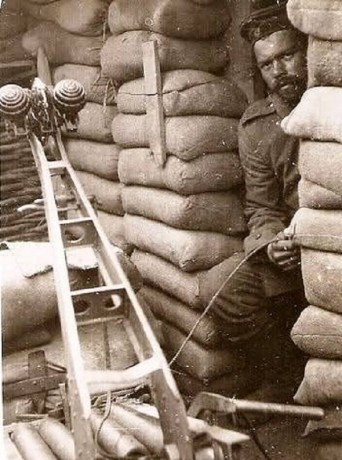 Hace unos días encontré por casualidad en una web extranjera un arma a la venta que hacía muchos años 102