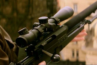 Compañeros,

En vista de las ganas de algunos (Elcafe, Wilcow, Vrakk, etc) por adivinar armas de películas 60