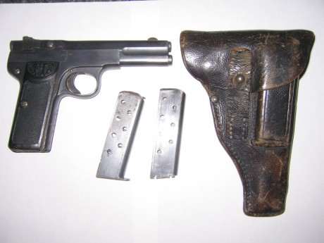 Hace unos días encontré por casualidad en una web extranjera un arma a la venta que hacía muchos años 10