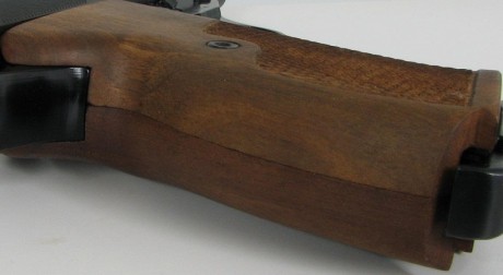 Hace unos días encontré por casualidad en una web extranjera un arma a la venta que hacía muchos años 120