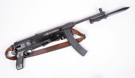 Hace unos días encontré por casualidad en una web extranjera un arma a la venta que hacía muchos años 160