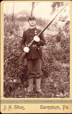 Hace unos días encontré por casualidad en una web extranjera un arma a la venta que hacía muchos años 112