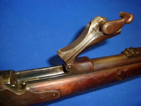 Hace unos días encontré por casualidad en una web extranjera un arma a la venta que hacía muchos años 111