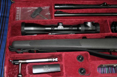 Muy buenas,

Por petición de algún miembro del foro voy a exponer unas fotografías de un gran rifle que 01