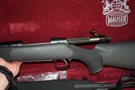 Muy buenas,

Por petición de algún miembro del foro voy a exponer unas fotografías de un gran rifle que 91