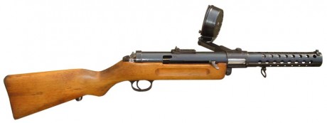 Hace unos días encontré por casualidad en una web extranjera un arma a la venta que hacía muchos años 121