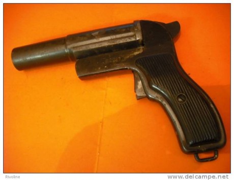 Hace unos días encontré por casualidad en una web extranjera un arma a la venta que hacía muchos años 50