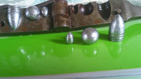 hola compañeros bueno,pues deciros que llego a mis manos una herramienta de fabricacion de proyectiles.

el 01