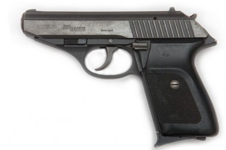 Hace unos días encontré por casualidad en una web extranjera un arma a la venta que hacía muchos años 10