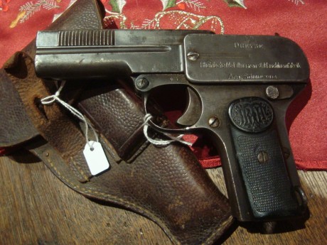 Hace unos días encontré por casualidad en una web extranjera un arma a la venta que hacía muchos años 121