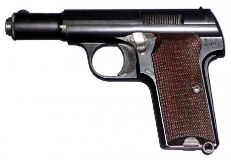 Hace unos días encontré por casualidad en una web extranjera un arma a la venta que hacía muchos años 140