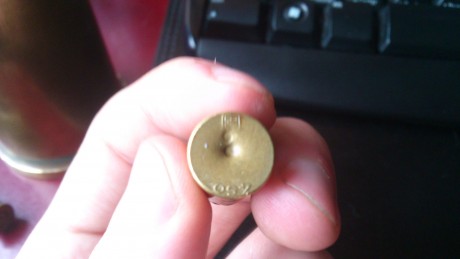 hola compañeros bueno,pues deciros que llego a mis manos una herramienta de fabricacion de proyectiles.

el 150