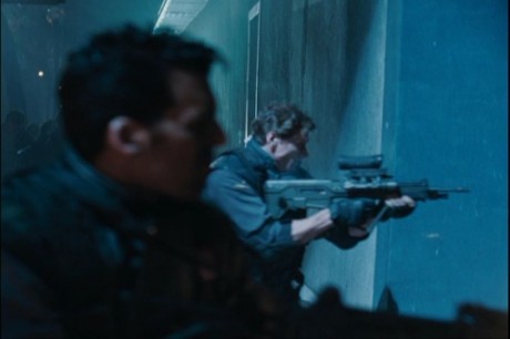 Compañeros,

En vista de las ganas de algunos (Elcafe, Wilcow, Vrakk, etc) por adivinar armas de películas 20