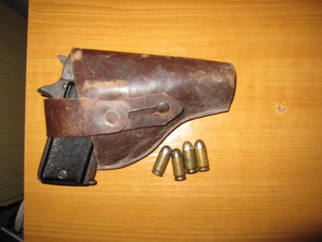 Buenas, tengo una pistola pero no se mucho de armas y me gustaría saber mas o menos el precio que vadría.

La 00