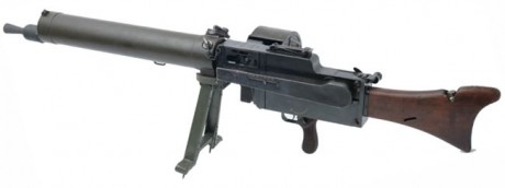 Hace unos días encontré por casualidad en una web extranjera un arma a la venta que hacía muchos años 151