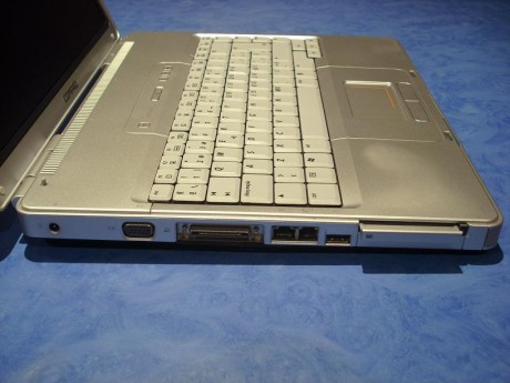 Hola!!!

Vendo ordenador portátil marca COMPAQ (Fabricado por HP Hewlett Packard) Modelo Presario M2000.

Sistema 20
