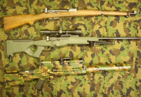 Hola amigos!!

Aquí os dejo un post interesante del conocido K 31..saludos!

https://elbauldeguardian.com/2012/12/26/los-suizos-y-la-leyenda-el-famoso-rifle-schmidt-rubin-k-31/ 140