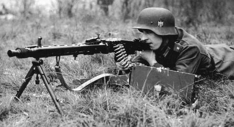Hace unos días encontré por casualidad en una web extranjera un arma a la venta que hacía muchos años 102
