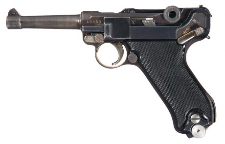 Hace unos días encontré por casualidad en una web extranjera un arma a la venta que hacía muchos años 110